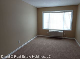 3300 Oakland Rd NE APT 5, Cedar Rapids, IA 52402