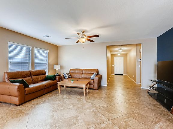 5th image of 1559 N Kirby St