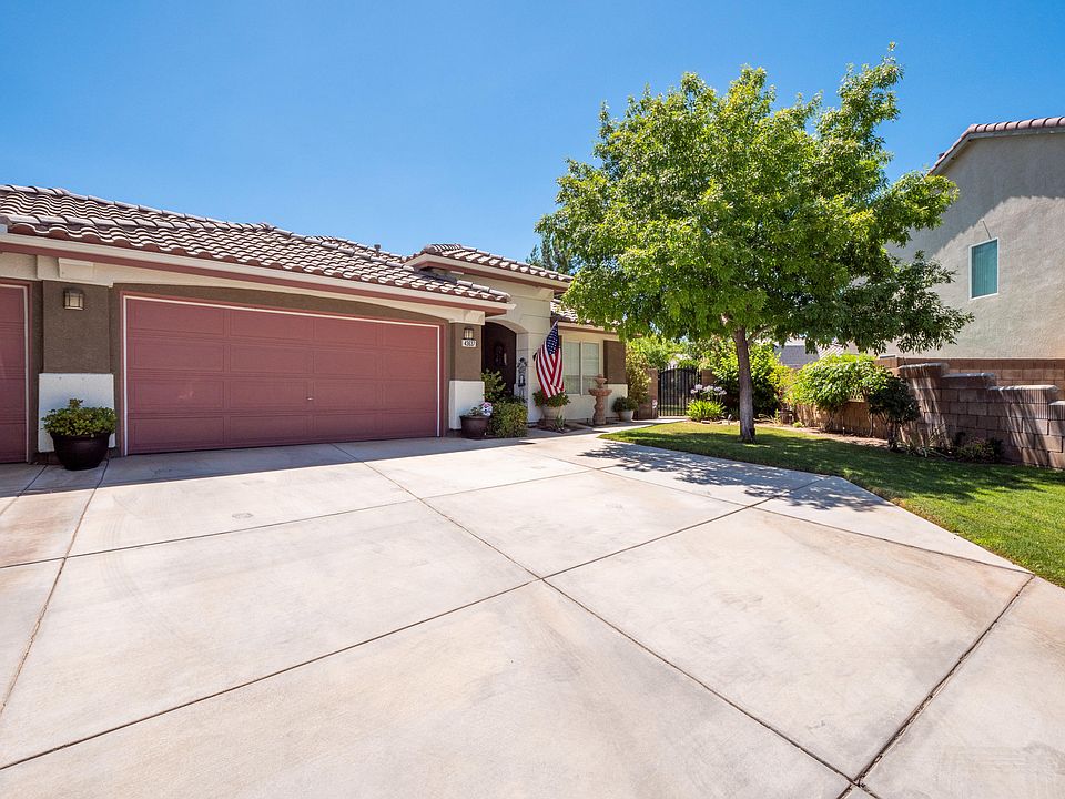 1st image of 43637 Dana Dr