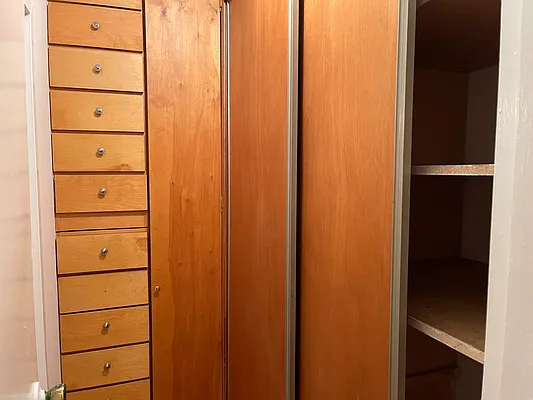 Rented by Oxford Property Group | media 13