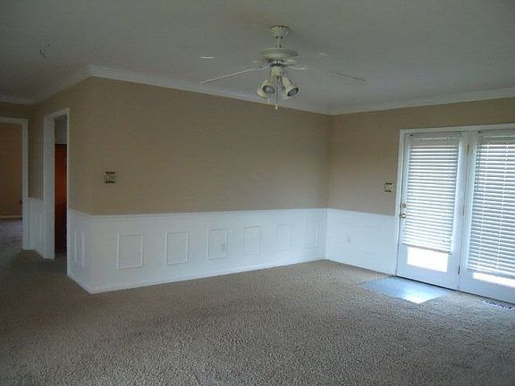 3rd image of 3748 Old Munfordville Rd