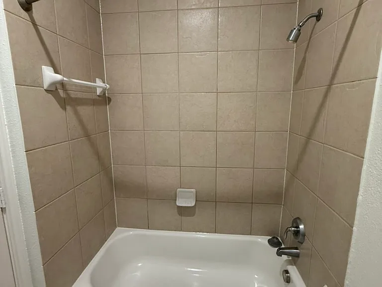1211 Lake Pointe Way — Photo 17
