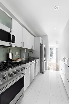 Rented by Compass | media 29