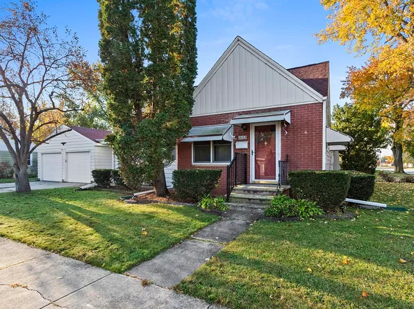 1602 Crooks St, Green Bay, WI 54302