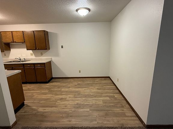4th image of 1206 27th Ave S #209