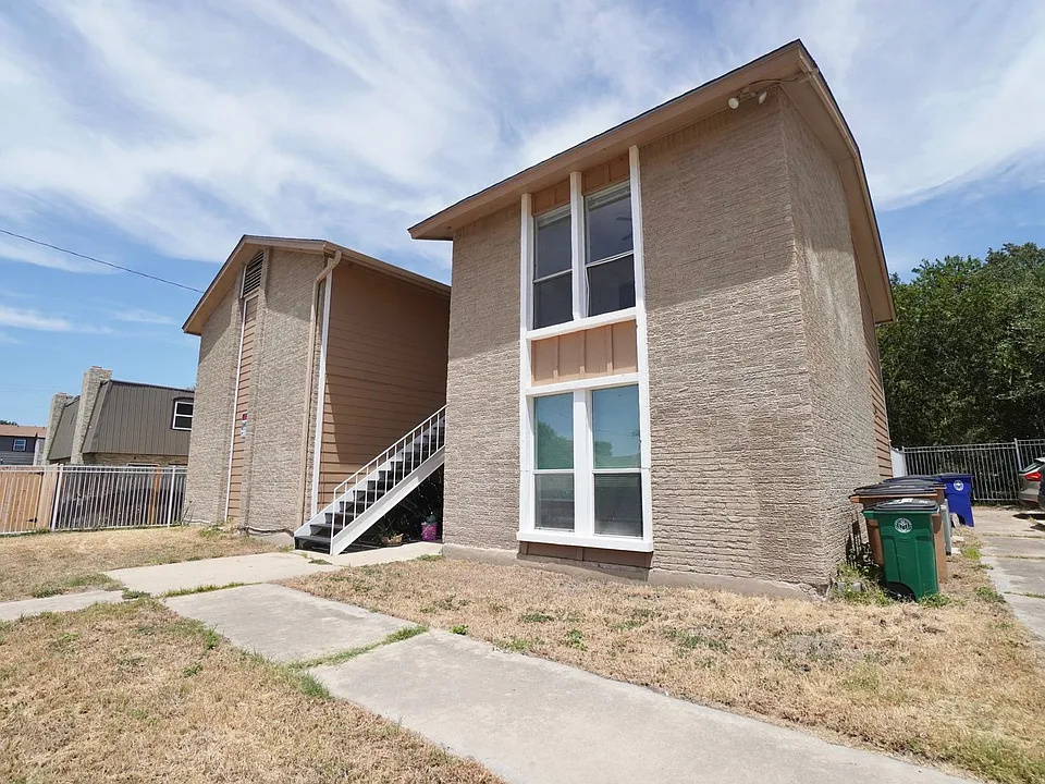 2906 Sweeney Ln #D
