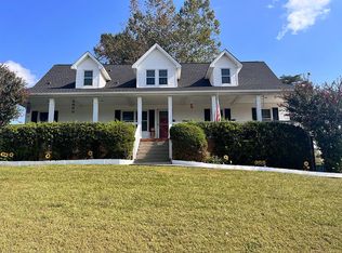 1129 Rustling Oaks Dr, Pleasant View, TN 37146