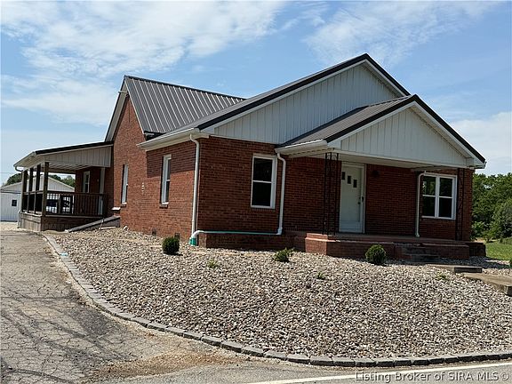 3rd image of 3856 Ten Dollar Road SE