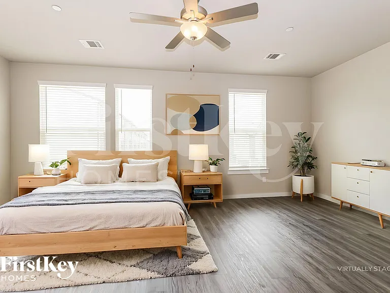 305 N Centro Cir — Photo 10