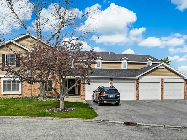 7276 Maplewood Ct Unit A, Willowbrook, IL 60527