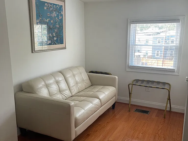 1626 F St NE — Photo 18