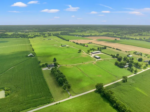 672-732 Jackson Pike, Harrodsburg, KY 40330
