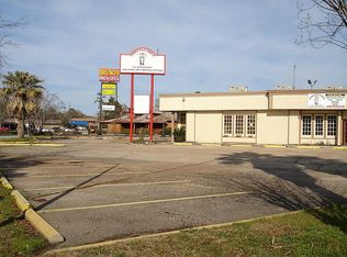 1103 W Dallas St, Conroe, TX 77301