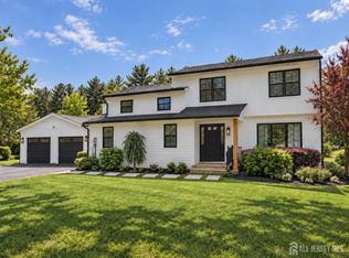 6 Nepote Pl, Somerset, NJ 08873