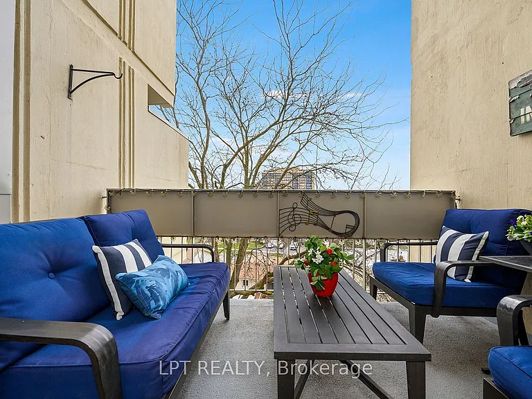 1300 Marlborough Ct #534 — Photo 11
