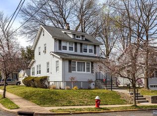 34 Windsor Rd, Oradell, NJ 07649