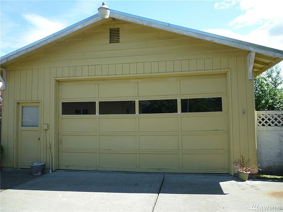 4th image of 206 Park Dr