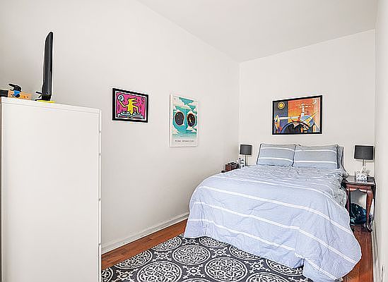 3rd image of 137 E 30th St APT 3A
