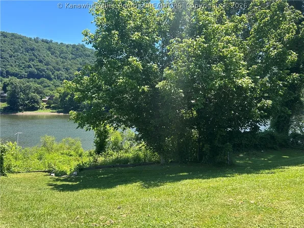 6506-6508 Roosevelt Ave SE, Charleston, WV 25304