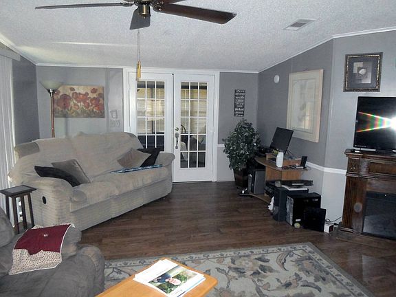 5th image of 358 Country Meadows Blvd