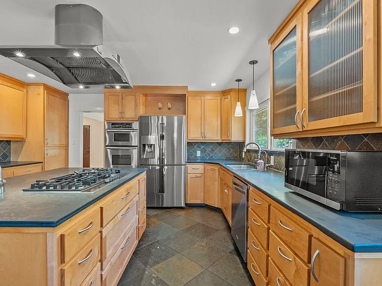 1742 Naglee Ave — Photo 26