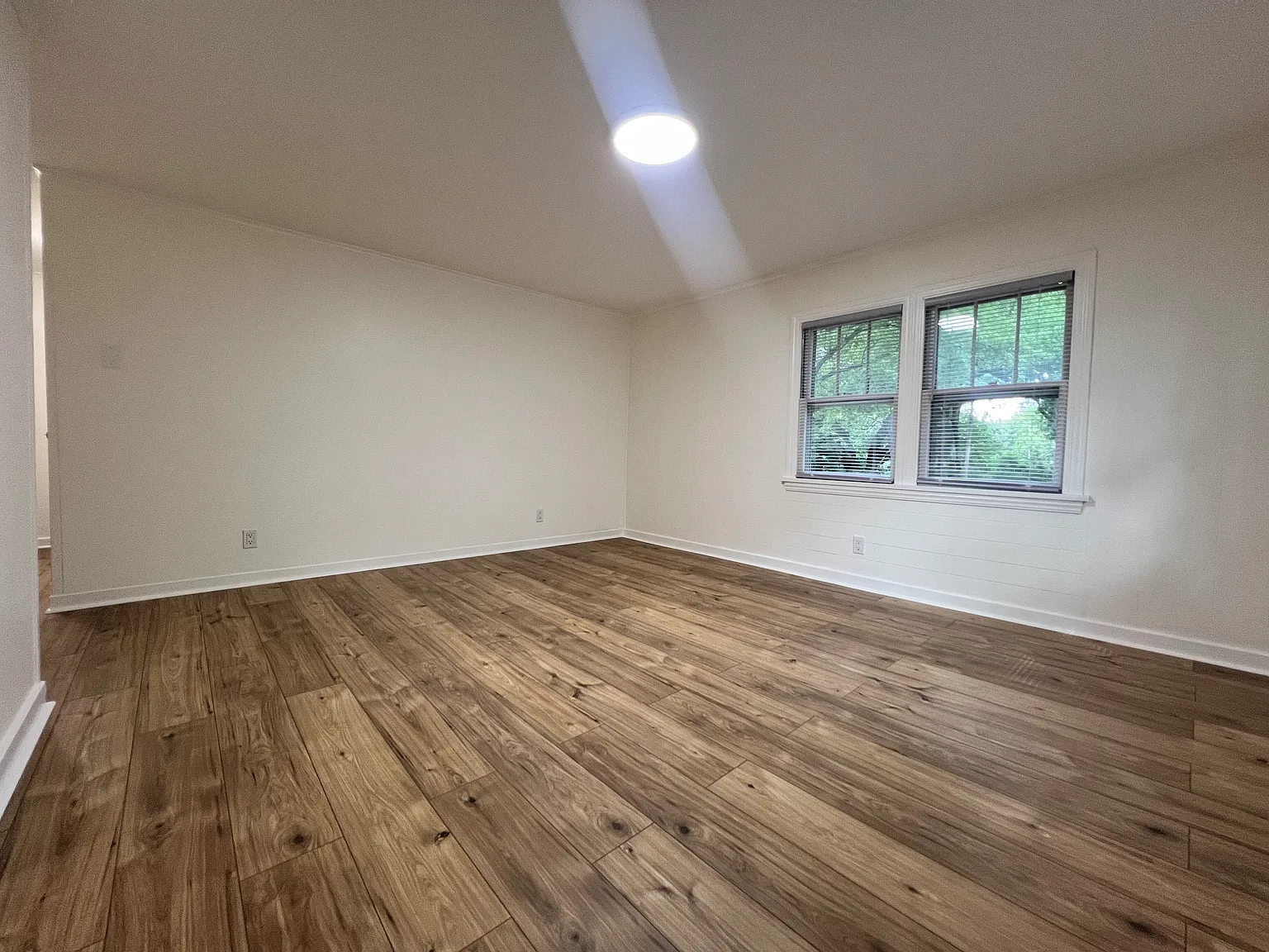 2 bed, $1,450 — Photo 4