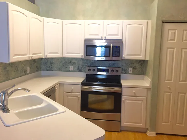 12220 Winding Woods Way — Photo 18