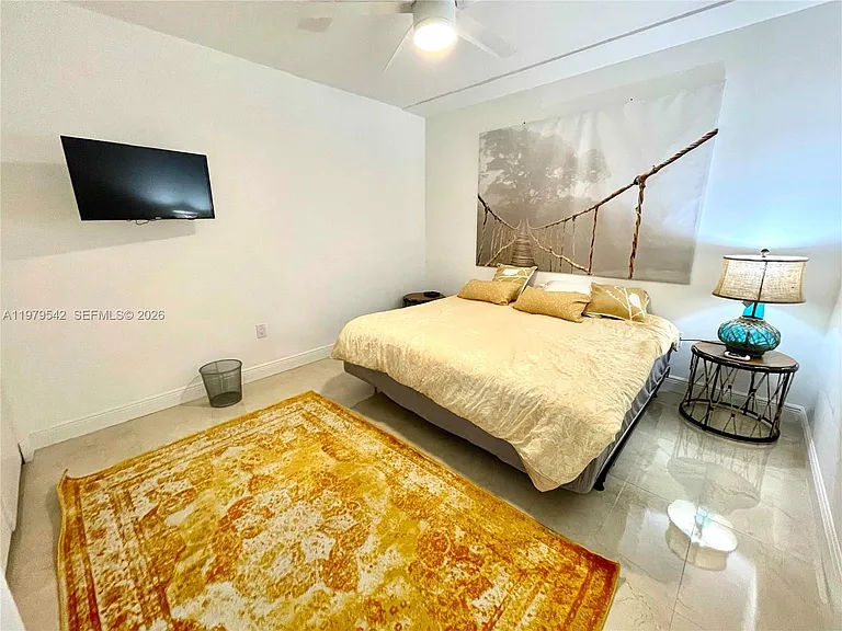 19707 Turnberry Way #Townhouse 5 — Photo 19