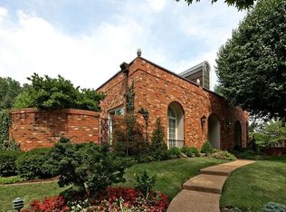 9 Upper Price Rd, Saint Louis, MO 63132