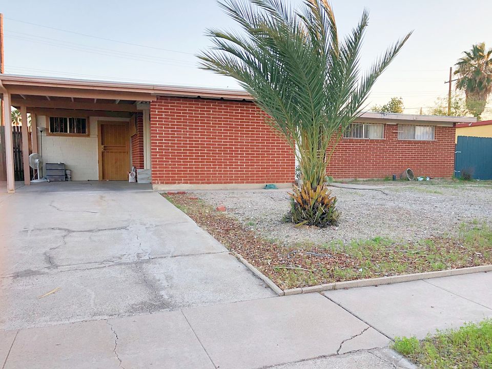 1st image of 8016 E Winnepeg Dr