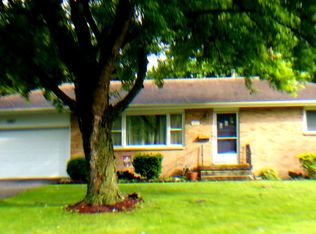 1027 Harmony Dr, Montgomery, IL 60538