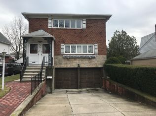 20330 28th Ave, Bayside, NY 11360