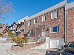 4651 193rd St, Flushing, NY 11358