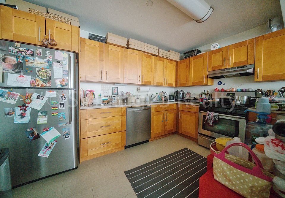 1st image of 25-50 Crescent St #2CC