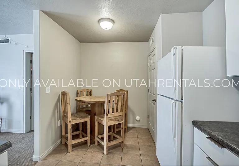 843 E 620 N #L2-1 — Photo 28
