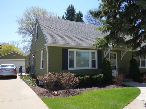 161 Thacker St, Des Plaines, IL 60016