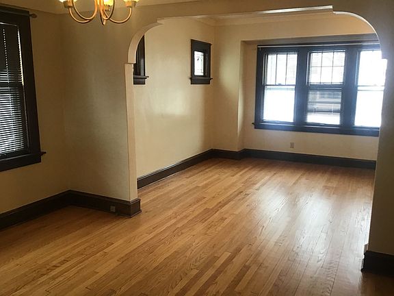 4th image of 1512 S 81st St #1512