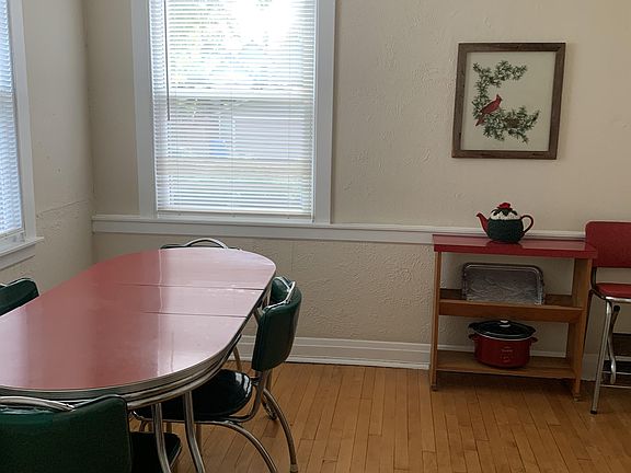 Breakfast room