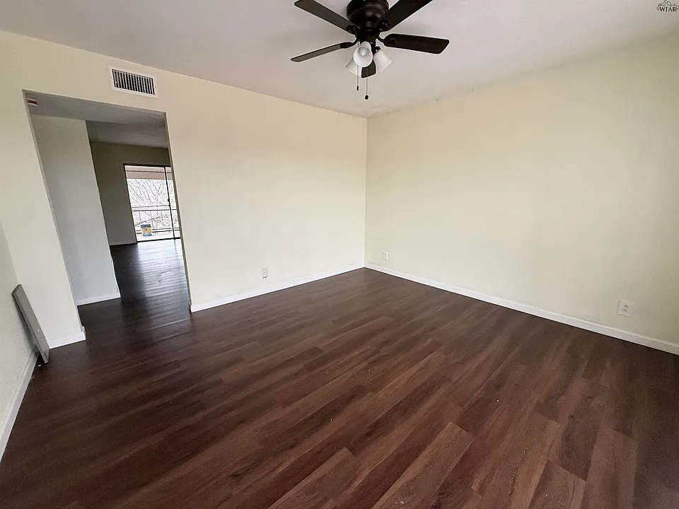2316 Buchanan St