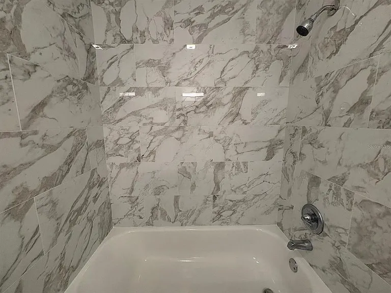4033 Henley Rd #1707 — Photo 39