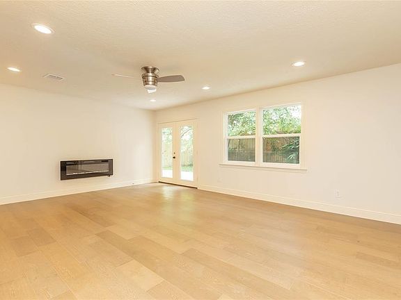 4th image of 6622 Westview Dr