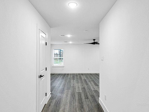 4th image of 1025 20th St