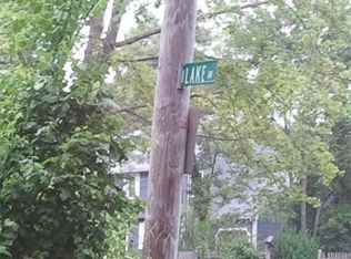 3 Lake Ave, North Attleboro, MA 02760