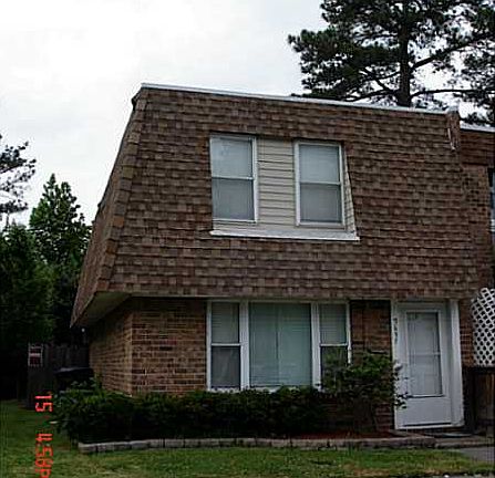 2nd image of 3697 Bancroft Dr