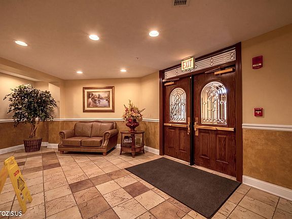 3rd image of 1 Itasca Pl Unit 302