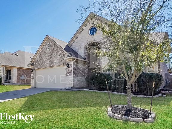 2nd image of 600 Livingston Dr