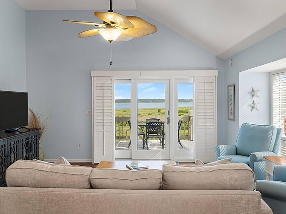 4th image of 1360 Pelican Watch Villas