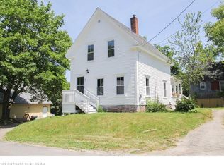 21 Center St, Augusta, ME 04330
