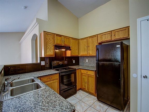 5th image of 9046 W Avalon Dr