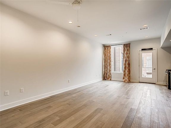 5th image of 1800 E 4th St Unit 302
